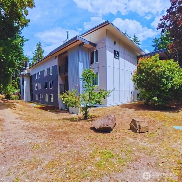 14760 NE 31st St Unit A307, Bellevue, WA 98007 - view of side of property