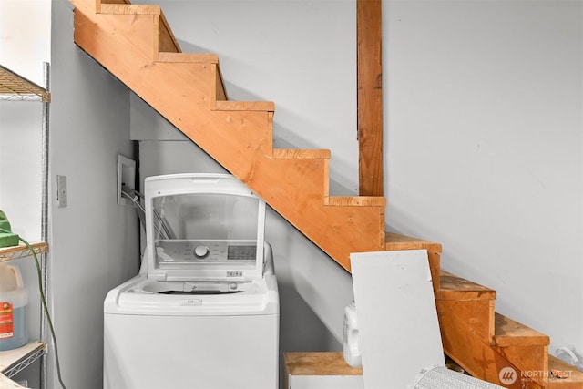 400 Sudden Valley Dr, Bellingham, WA 98229 - washroom featuring washer / dryer