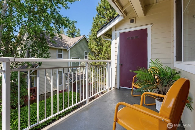 13000 Admiralty Way # D303, Everett, WA 98204 - view of balcony