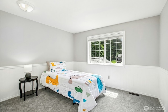 43712 SE 168th St, North Bend, WA 98045 - carpeted bedroom with wainscoting