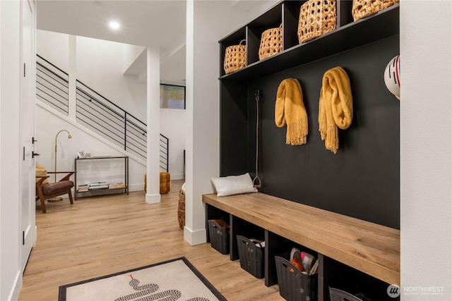 7826 115th Pl NE, Kirkland, WA 98033 - mudroom featuring light wood finished floors and baseboards