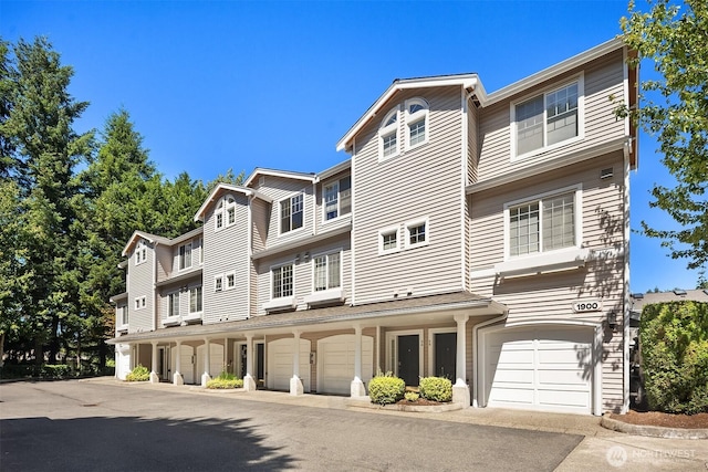 1900 132nd Ave SE Unit I-23, Bellevue, WA 98005 - townhome / multi-family property with an attached garage