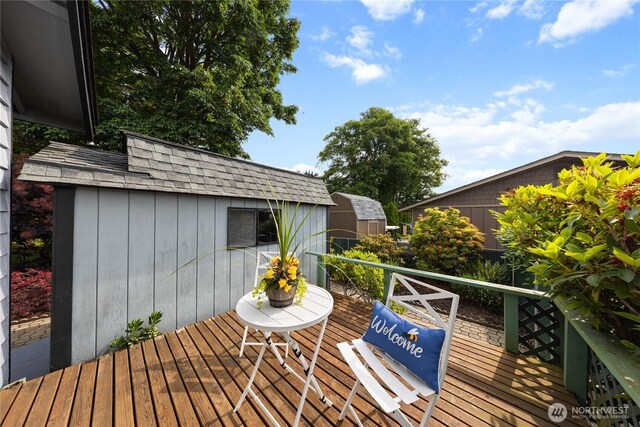 1708 24th Ct, Anacortes, WA 98221 - wooden deck featuring a storage shed