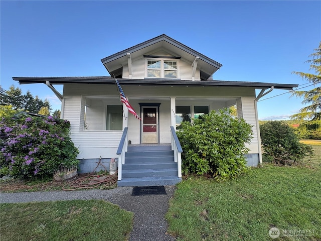 2520 Eureka Ave, Centralia, WA 98531 - bungalow-style house with covered porch