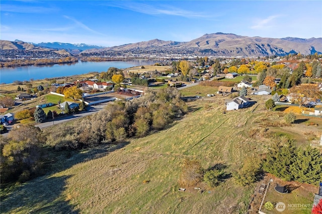 2599 NW Columbia Ave, East Wenatchee, WA 98802 - aerial overview of property's location featuring a water and mountain view