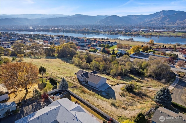 2599 NW Columbia Ave, East Wenatchee, WA 98802 - aerial view of residential area with a water and mountain view