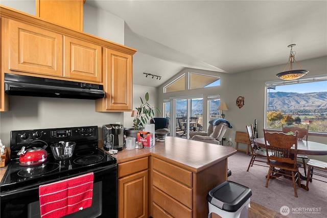 2599 NW Columbia Ave, East Wenatchee, WA 98802 - kitchen featuring black range with electric stovetop, exhaust hood, a peninsula, vaulted ceiling, and pendant lighting