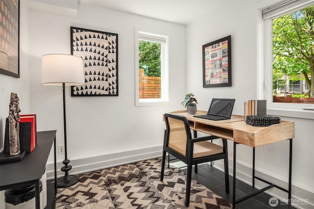 4220 Fremont Ave N Unit A, Seattle, WA 98103 - office space featuring baseboards