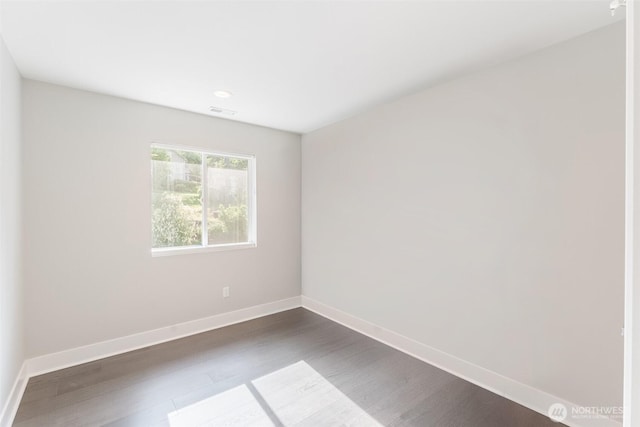 1818 36th St, Bellingham, WA 98226 - empty room featuring dark wood finished floors and recessed lighting