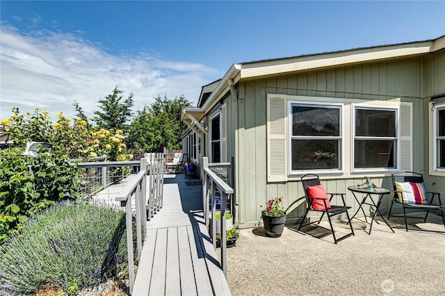 629 N 7th Ave, Sequim, WA 98382 - view of wooden terrace