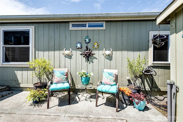 629 N 7th Ave, Sequim, WA 98382 - view of patio / terrace