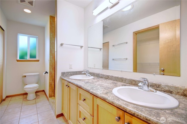 8391 Richmond Park Rd, Birch Bay, WA 98230 - full bath with double vanity and tile patterned flooring