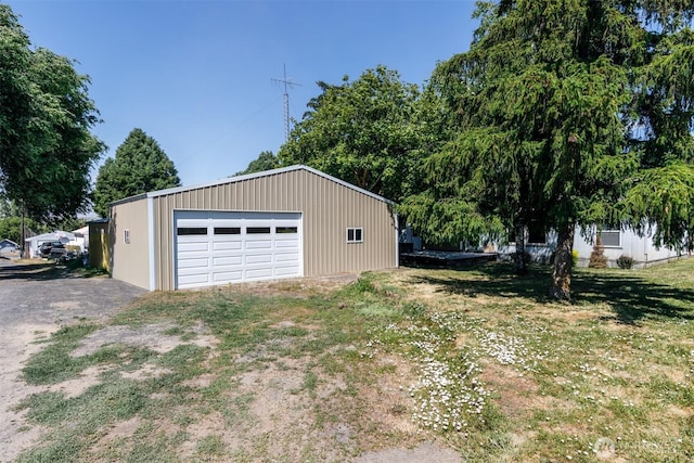 212S 3rd St, Almira, WA 99103 - view of detached garage