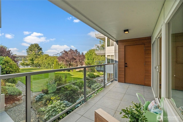 2501 Canterbury Ln E Unit 203, Seattle, WA 98112 - photo 4
