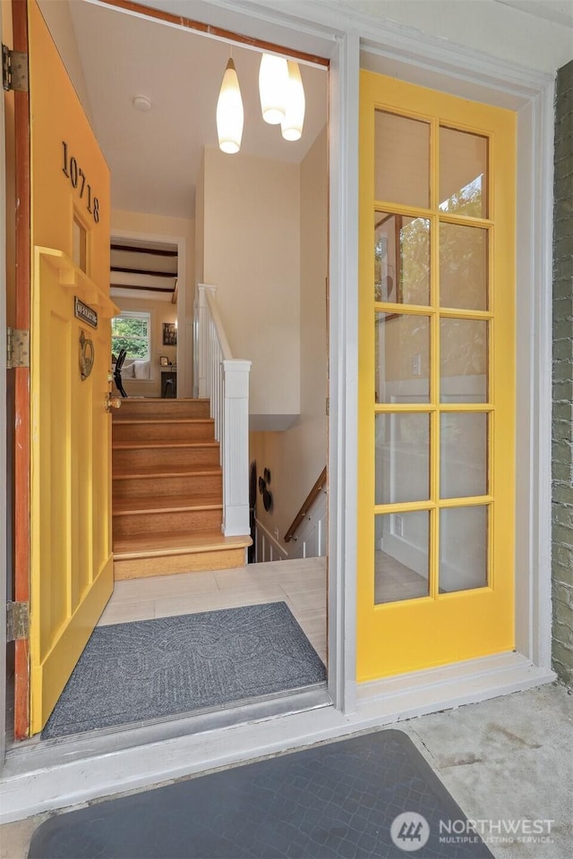 10718 12th Ave NW, Seattle, WA 98177 - property entrance