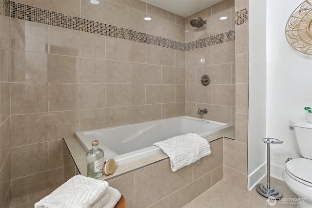 10718 12th Ave NW, Seattle, WA 98177 - full bath with toilet and tiled shower / bath