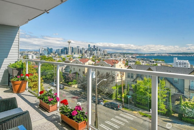 500 W Olympic Pl Unit 401, Seattle, WA 98119 - balcony featuring a skyline view