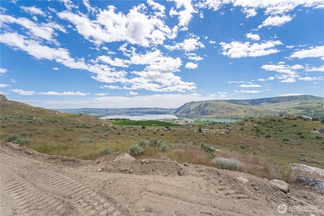 52 N Henney Ln, Brewster, WA 98812