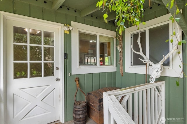 1401 Lum Rd, Centralia, WA 98531 - entrance to property with board and batten siding
