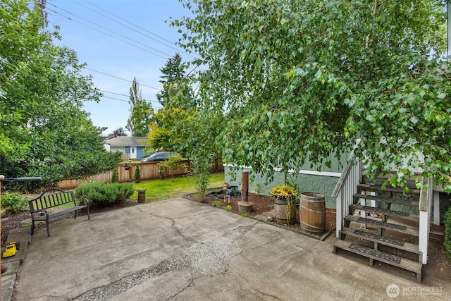 1401 Lum Rd, Centralia, WA 98531 - fenced backyard featuring a patio