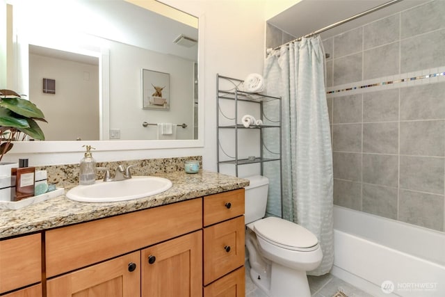502 SW 326th St, Federal Way, WA 98023 - full bath featuring vanity and shower / bath combo with shower curtain