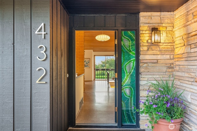 432 SW 206th St, Normandy Park, WA 98166 - entrance to property