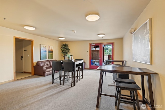 827 Hiawatha Pl S Unit 515, Seattle, WA 98144 - dining space with light carpet
