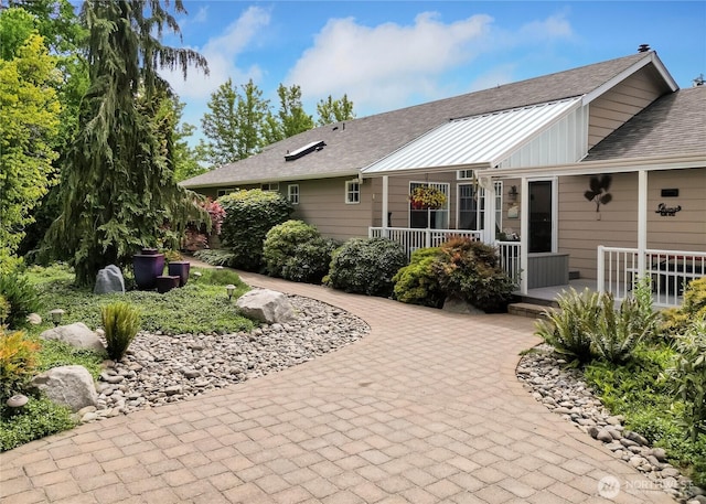 2237 Mcdonald Ave, Dupont, WA 98327 - back of property with roof with shingles