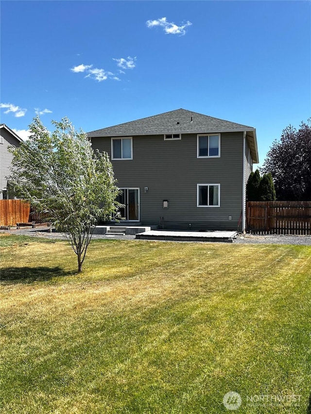 1042 S Lakeland Dr, Moses Lake, WA 98837 - back of property
