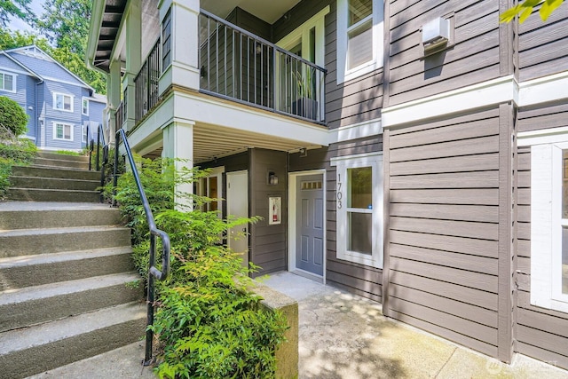 5589 Lakemont Blvd SE Unit 1703, Bellevue, WA 98006 - property entrance