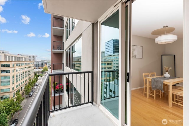 177 NE 107th Ave Unit 1601, Bellevue, WA 98004 - balcony featuring a view of city