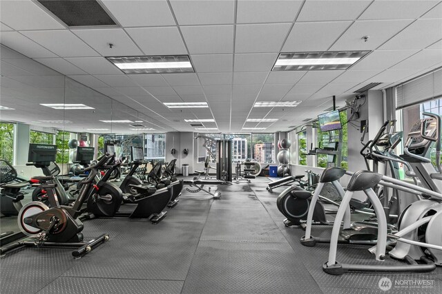 177 NE 107th Ave Unit 1601, Bellevue, WA 98004 - exercise room with a drop ceiling