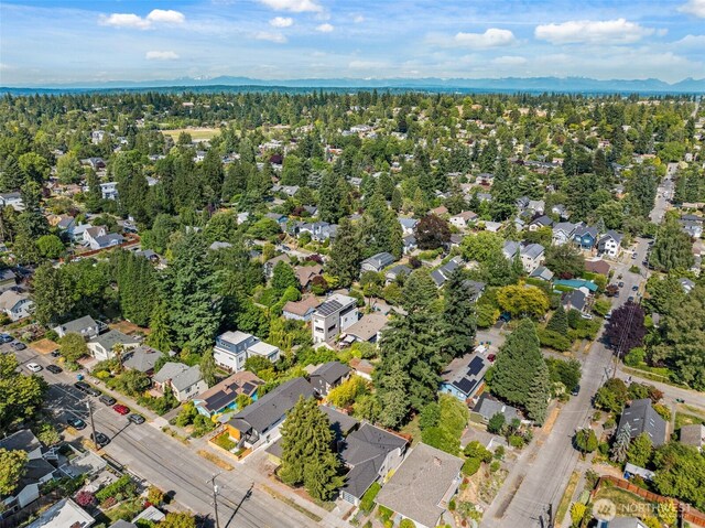 7006 20th Ave NE, Seattle, WA 98115 - view of property location featuring a mountainous background