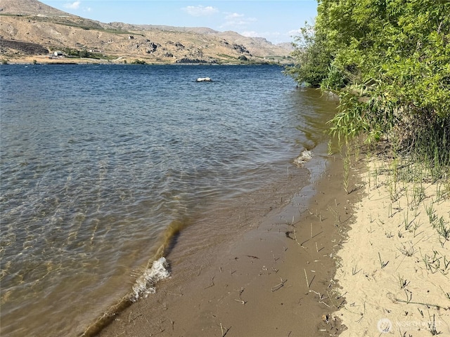 30 Chambers Rd, Brewster, WA 98812 - water view with mountains