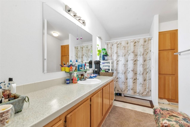 523 N 7th Ave, Sequim, WA 98382 - bathroom featuring vanity and curtained shower