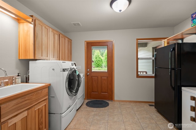 25901 NE 412th Cir, Amboy, WA 98601 - laundry room featuring a sink and washer and dryer