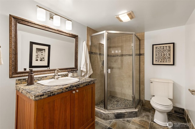 817 E Shelby St, Seattle, WA 98102 - full bathroom featuring vanity, a stall shower, and tasteful backsplash