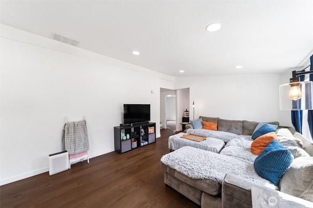 32205 71st Ave S, Roy, WA 98580 - living area featuring wood finished floors and recessed lighting