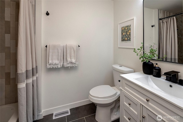 320 178th Pl SW, Bothell, WA 98012 - full bath featuring tile patterned flooring, vanity, and shower / bath combo