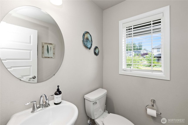 25613 204th Pl SE, Covington, WA 98042 - half bathroom featuring a sink and toilet