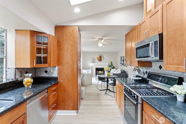 8621 NE 141st St, Kirkland, WA 98034 - photo 10