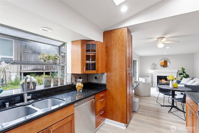 8621 NE 141st St, Kirkland, WA 98034 - photo 11