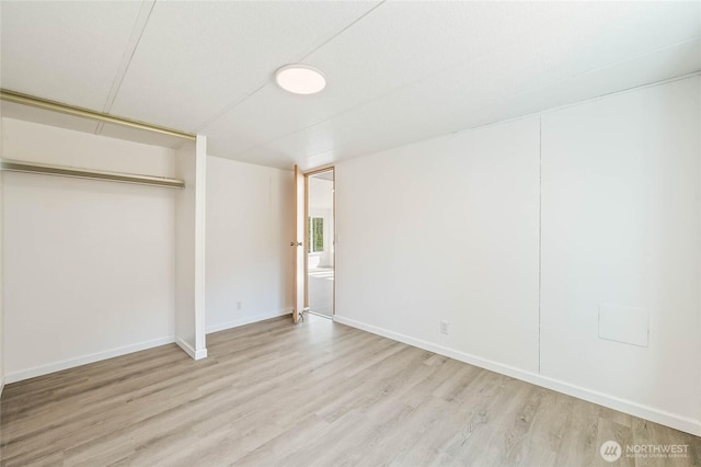138 Trestle View Ln, Dryden, WA 98821 - unfurnished bedroom with wood finished floors and a closet