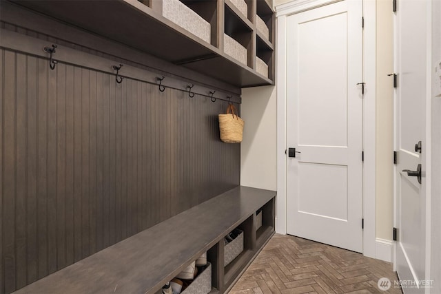 11050 SE 30th St, Bellevue, WA 98004 - view of mudroom