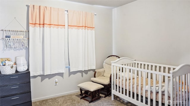 920 E Mt Adams St, Othello, WA 99344 - carpeted bedroom with a crib