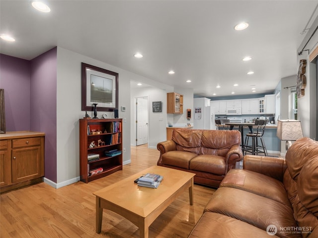 9114 80th Ave SW, Lakewood, WA 98498 - living area with light wood-type flooring and recessed lighting