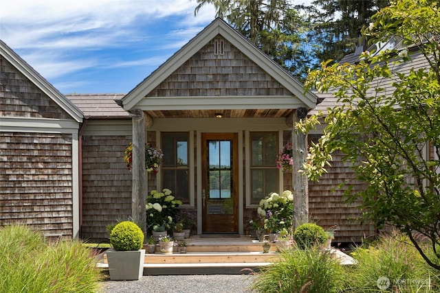 16 Bayshore Rd, Friday Harbor, WA 98250 - property entrance