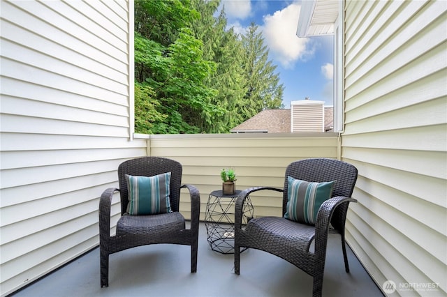 6707 SE Cougar Mountain Way Unit 2, Bellevue, WA 98006 - view of patio