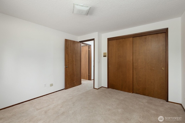 9802 124th St E, Puyallup, WA 98373 - unfurnished bedroom with carpet flooring and a closet