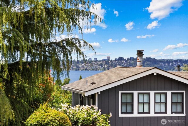 6210 105th Ave NE, Kirkland, WA 98033 - view of home's exterior featuring a shingled roof